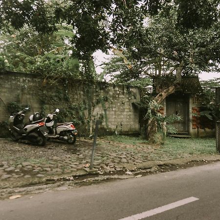 West Room At Semadi Living 苏卡瓦提 外观 照片